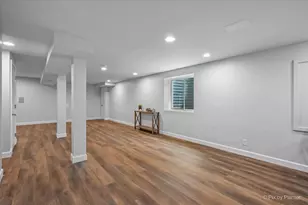 406 Mooresfield St, Elgin, IL 60124 - Photo 26