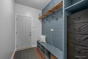 406 Mooresfield St, Elgin, IL 60124 - Photo 10