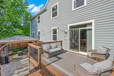 406 Mooresfield Street, Elgin, IL 60124 - Photo 32