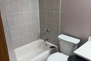2497 Frost Dr, Aurora, IL 60503 - Photo 18