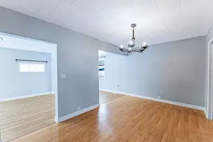 11319 S Green Bay Ave, Chicago, IL 60617 - Photo 26