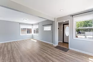 11319 S Green Bay Ave, Chicago, IL 60617 - Photo 2