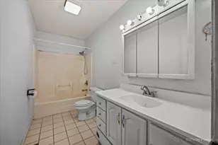 34W724 5 Island Rd, Saint Charles, IL 60174 - Photo 16