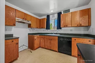 34W724 5 Island Rd, Saint Charles, IL 60174 - Photo 8