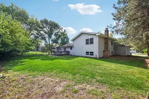 710 Chelsea Dr, Algonquin, IL 60102 - Photo 22