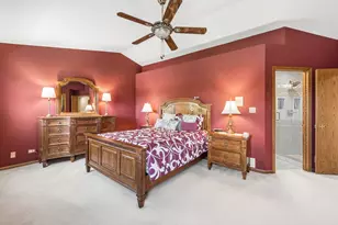 8814 Galleria Ct, Spring Grove, IL 60081 - Photo 18