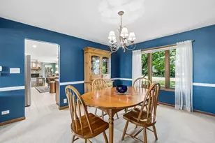 8814 Galleria Ct, Spring Grove, IL 60081 - Photo 4