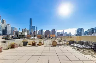 111 W Maple St, Chicago, IL 60611 - Photo 36
