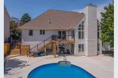 9 Red Stone Court, Bloomington, IL 61704 - Photo 2