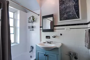1217 W Granville Ave, Chicago, IL 60660 - Photo 20