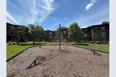 2512 Waterbury Drive #705, Woodridge, IL 60517 - Photo 30
