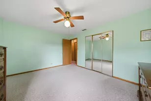 12841 Terrace Ln, Crestwood, IL 60418 - Photo 14