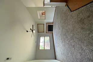 3609 Roanoke Ave, Carpentersville, IL 60110 - Photo 4