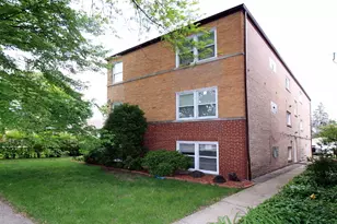 5824 W Higgins Ave, Chicago, IL 60630 - Photo 2