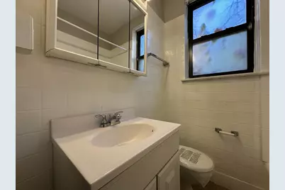 661 W Sheridan Road #208, Chicago, IL 60613 - Photo 18