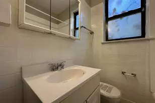 661 W Sheridan Rd, Chicago, IL 60613 - Photo 18