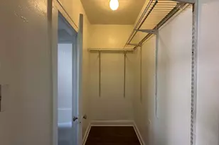 661 W Sheridan Rd, Chicago, IL 60613 - Photo 16