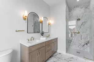 2421 W Flournoy St, Chicago, IL 60612 - Photo 14