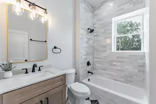 2421 W Flournoy St, Chicago, IL 60612 - Photo 18