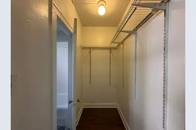 661 W Sheridan Road #103, Chicago, IL 60613 - Photo 16