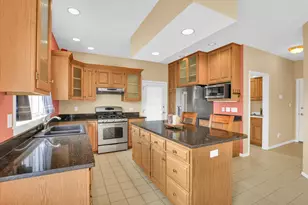 1704 Bentbrook Dr, Champaign, IL 61822 - Photo 12