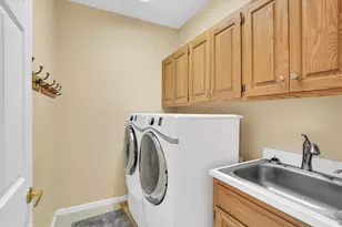 1704 Bentbrook Dr, Champaign, IL 61822 - Photo 46