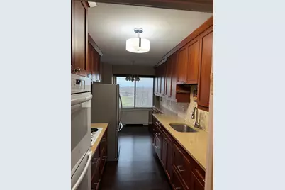 6933 N Kedzie Avenue #615, Chicago, IL 60645 - Photo 2