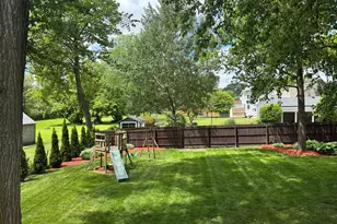 490 Grove Ave, Wood Dale, IL 60191 - Photo 8