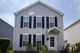 1066 Four Seasons Blvd, Aurora, IL 60504 - Photo 2