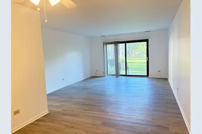 1104 Castilian Court #109, Glenview, IL 60025 - Photo 4