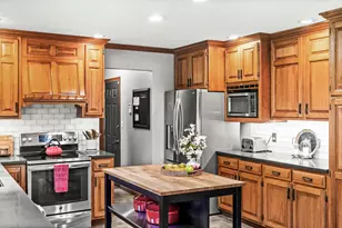 25 Bay Pointe Dr, Bloomington, IL 61704 - Photo 30