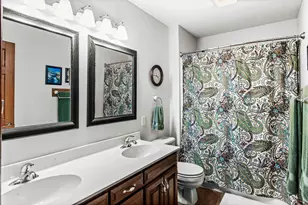 25 Bay Pointe Dr, Bloomington, IL 61704 - Photo 24