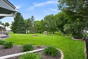 25 Bay Pointe Dr, Bloomington, IL 61704 - Photo 54