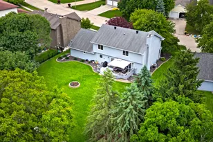 25 Bay Pointe Dr, Bloomington, IL 61704 - Photo 52