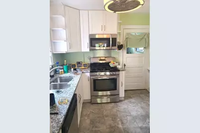 5256 N Virginia Avenue #2, Chicago, IL 60625 - Photo 8