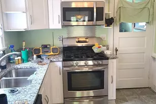 5256 N Virginia Ave, Chicago, IL 60625 - Photo 8