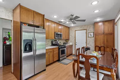 1450 Jefferson Road, Hoffman Estates, IL 60169 - Photo 10