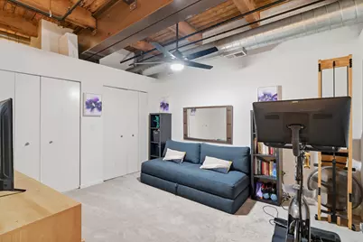 420 W Ontario Street #304, Chicago, IL 60654 - Photo 22