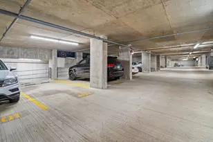 420 W Ontario St, Chicago, IL 60654 - Photo 30