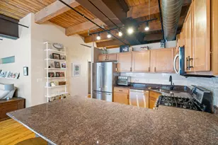 420 W Ontario St, Chicago, IL 60654 - Photo 6