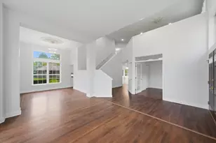 2210 Fieldcrest Dr, Mundelein, IL 60060 - Photo 18
