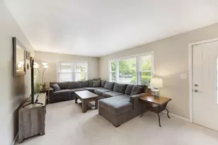 4N285 LaFox Rd, Saint Charles, IL 60175 - Photo 2