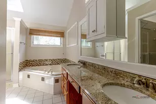 1214 Shoreline Dr, Aurora, IL 60504 - Photo 20