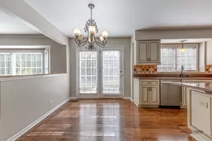 1214 Shoreline Dr, Aurora, IL 60504 - Photo 12