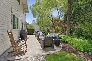 303 Balmoral Dr, Bartlett, IL 60103 - Photo 30