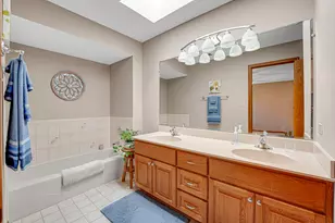 15006 Mayo Dr, Orland Park, IL 60462 - Photo 22