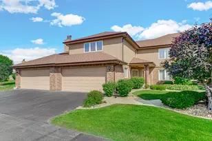 15006 Mayo Dr, Orland Park, IL 60462 - Photo 2