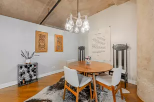 411 W Ontario St, Chicago, IL 60654 - Photo 6