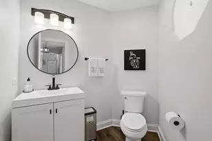 990 Sweetflower Dr, Hoffman Estates, IL 60169 - Photo 12