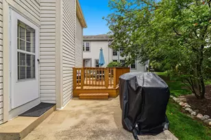 990 Sweetflower Dr, Hoffman Estates, IL 60169 - Photo 30